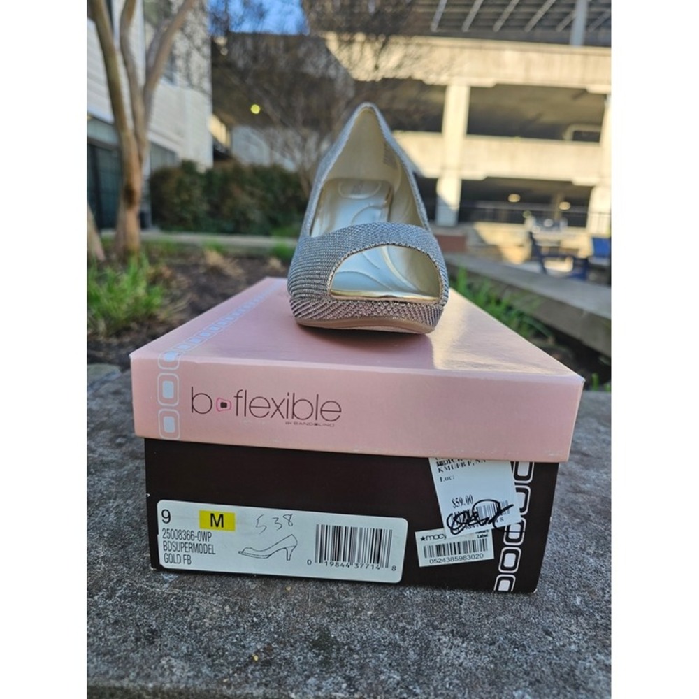 Bandolino Rainaa Peep Toe Pumps 9 Gold Metallic Heels Going Out Gala Formal ~ - Picture 9 of 9